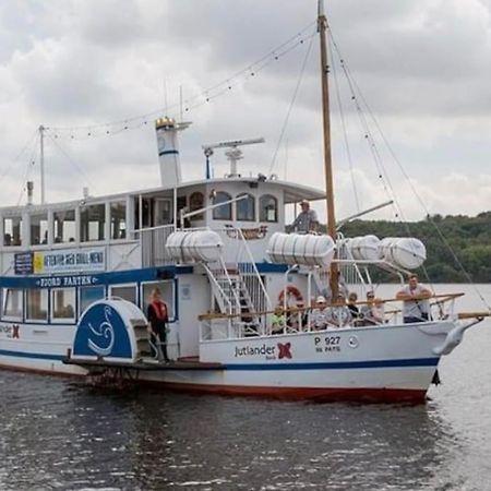 Idyllisk, Historisk Byhus Ved Fjorden I Mariager ภายนอก รูปภาพ