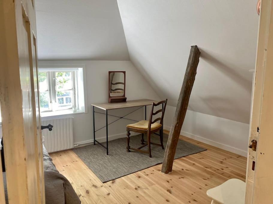Idyllisk, Historisk Byhus Ved Fjorden I Mariager ภายนอก รูปภาพ